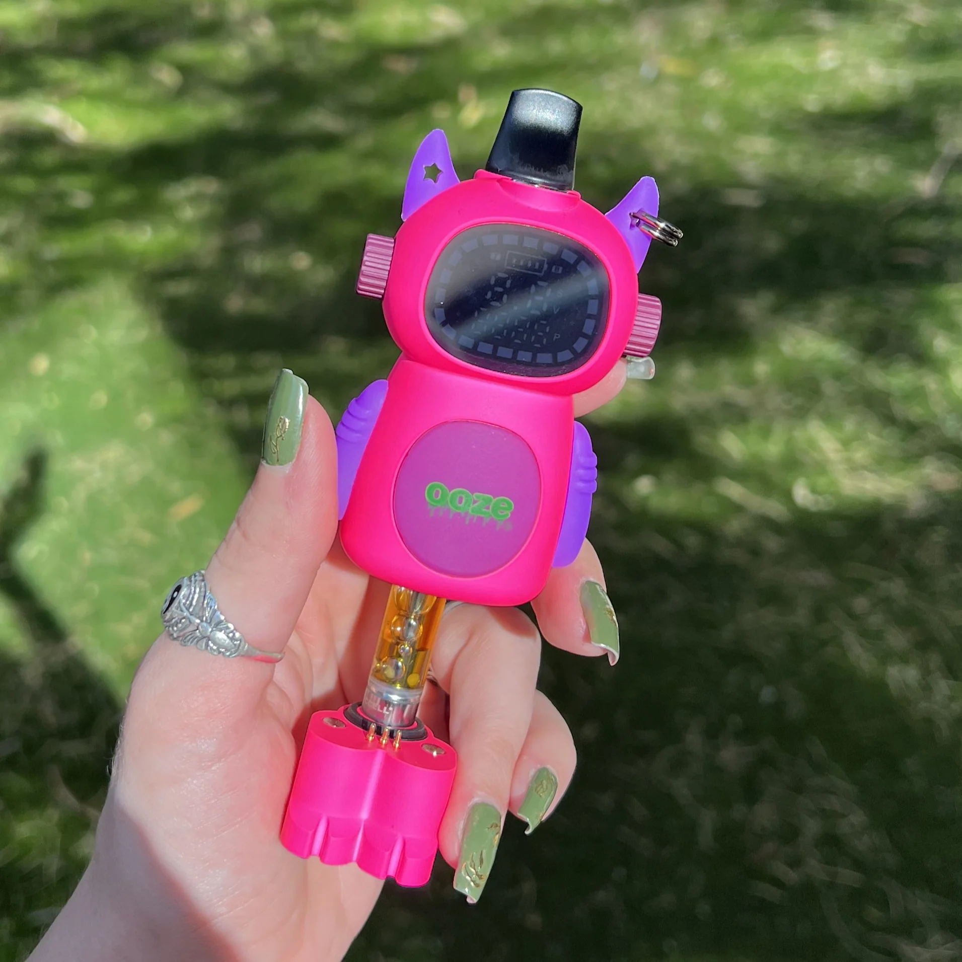 Bot Character Vape – 650 mAh - Atomic Pink - Image 3